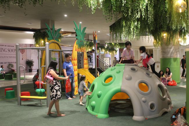 Free Playground Area Summarecon Mall Serpong