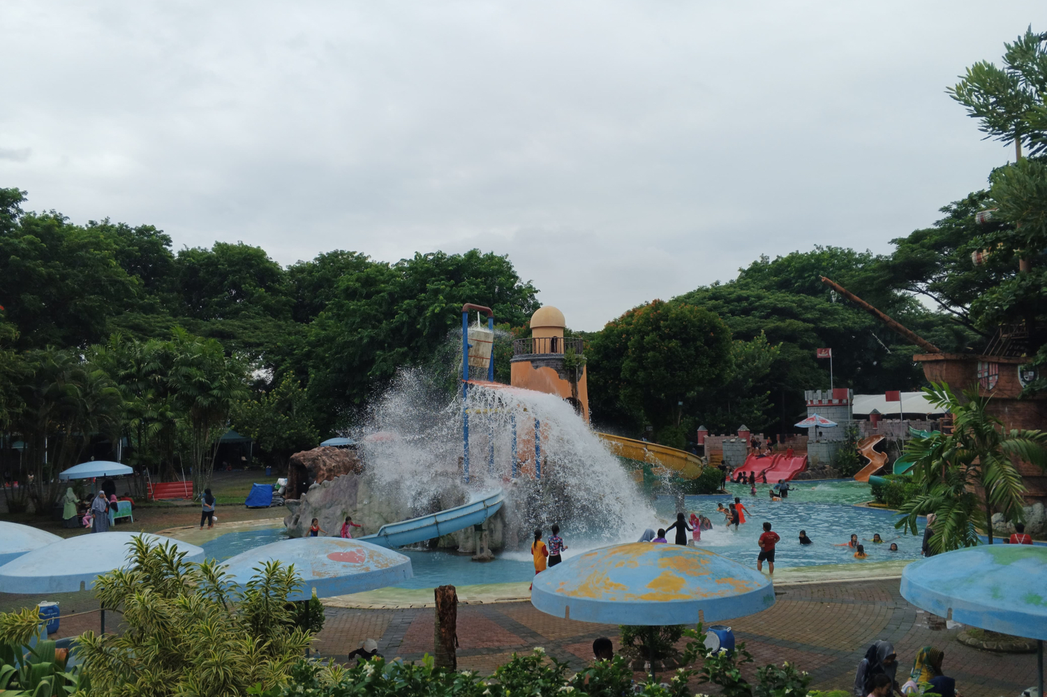 Tiket Masuk Columbus waterpark 3