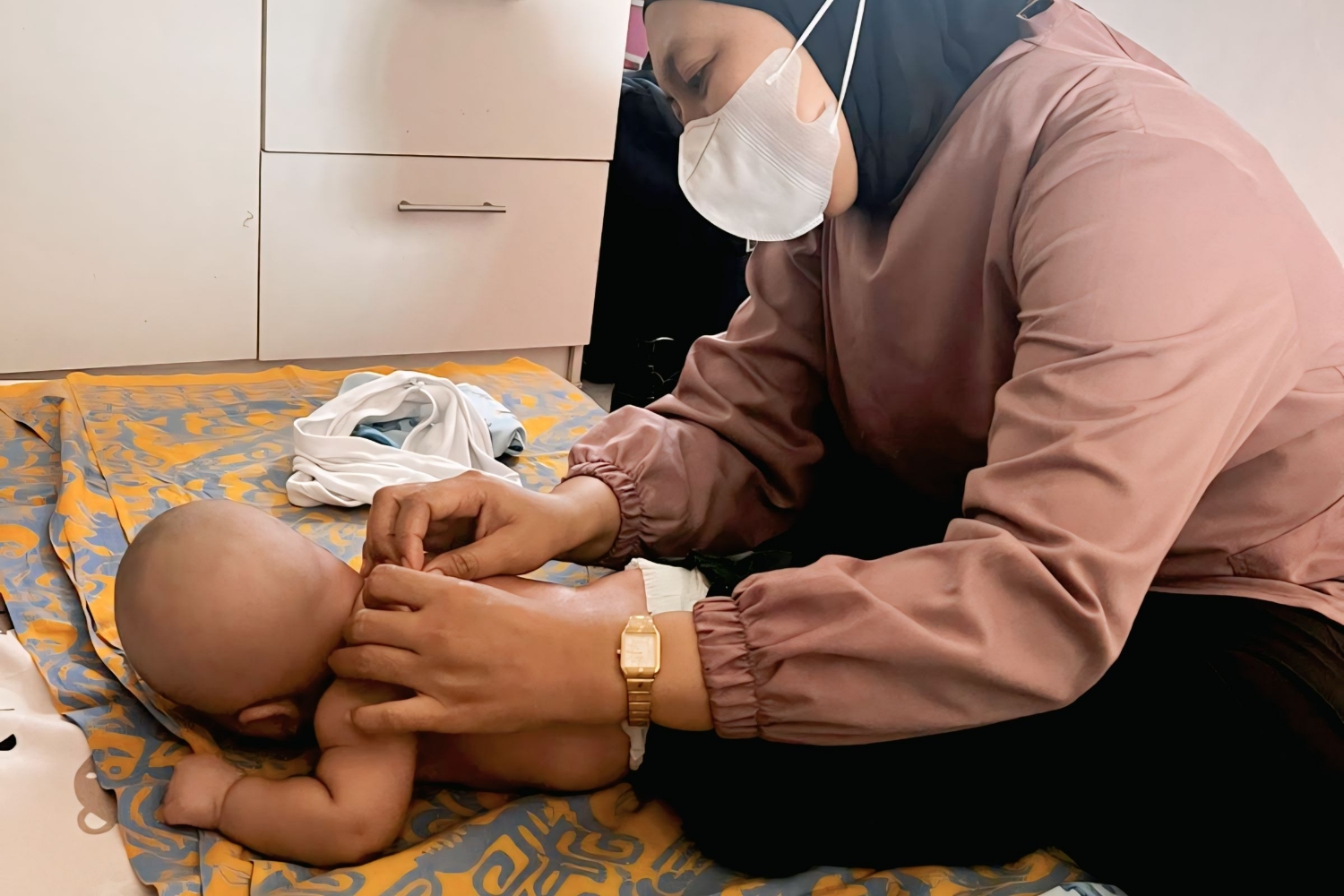 Baby massage (Home Visit Only) 3
