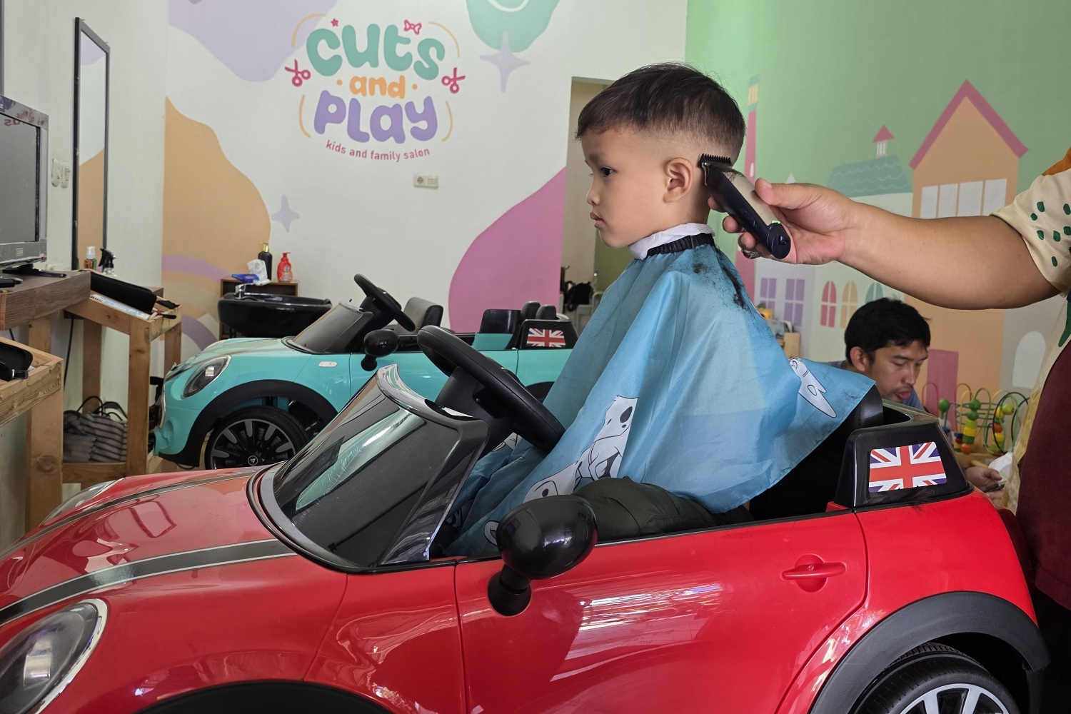 Family Haircut (Potong Rambut Anak dan Keluarga)