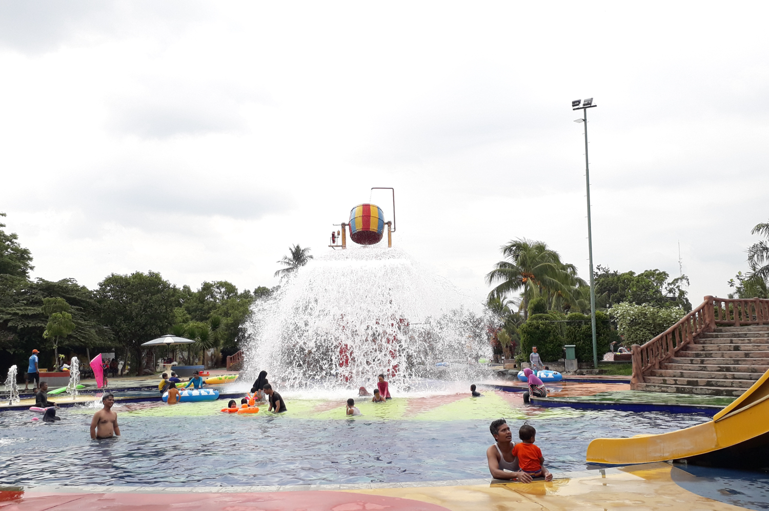 Krakatau Water World 4