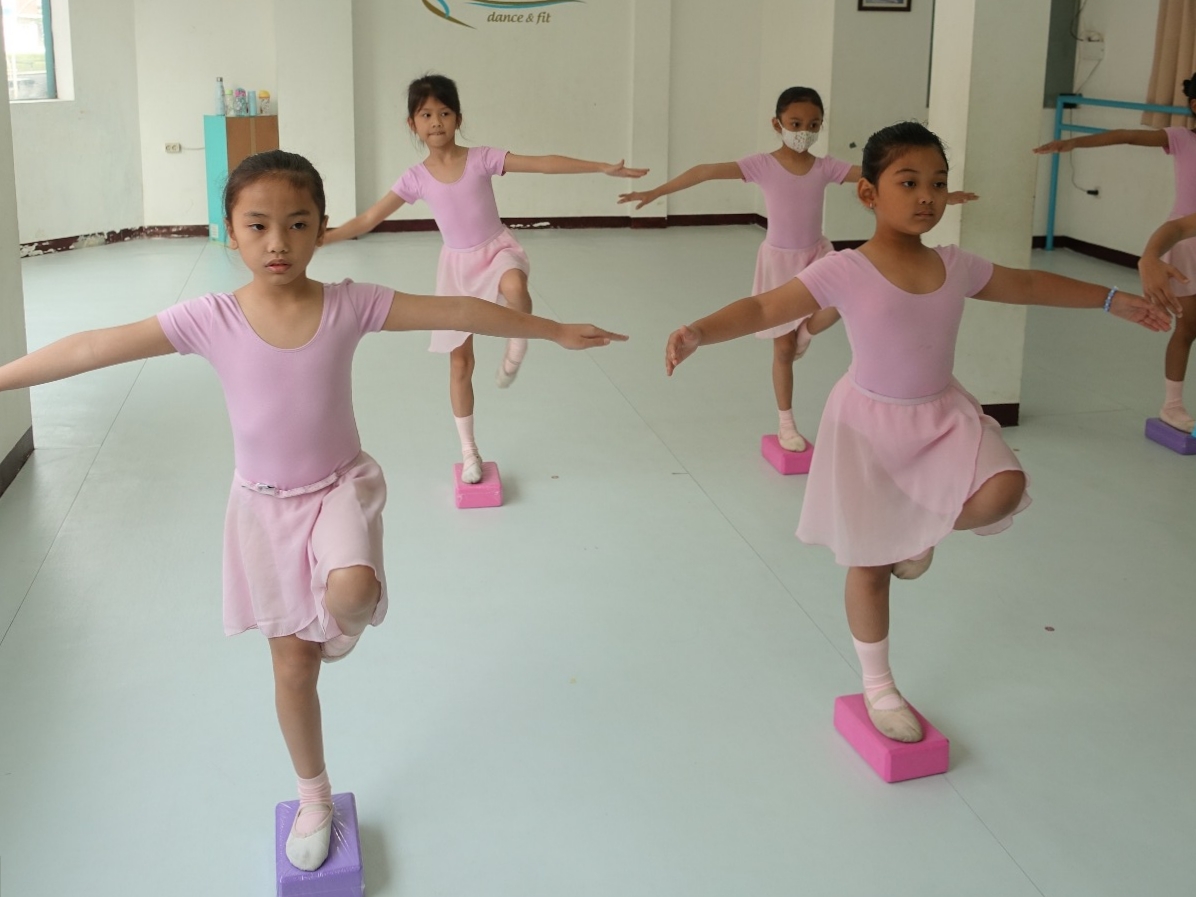 Primary class 3