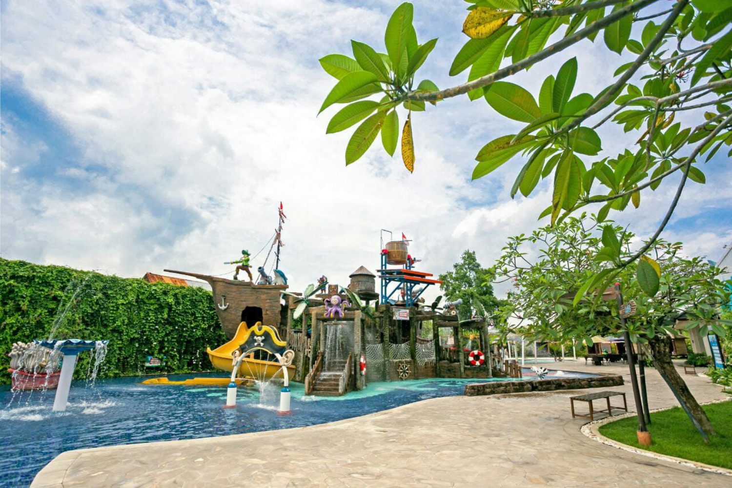 Tiket Citraland Waterpark Denpasar Weekend