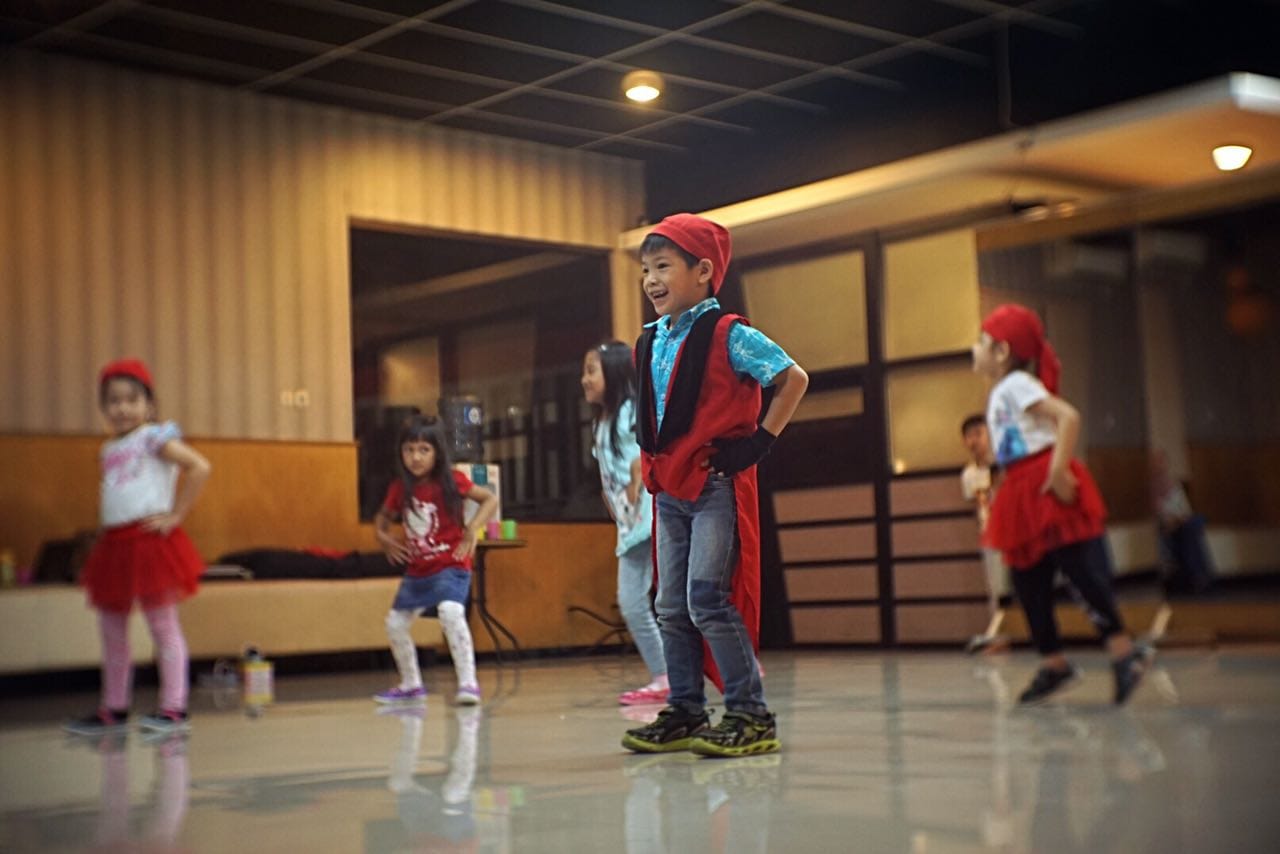 Modern Dance Kids