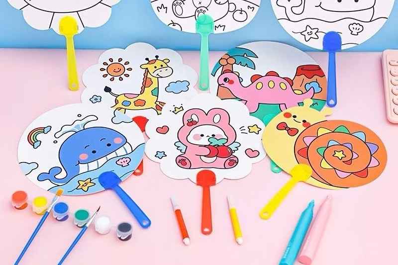 Fan Deco with Spidol & Paint