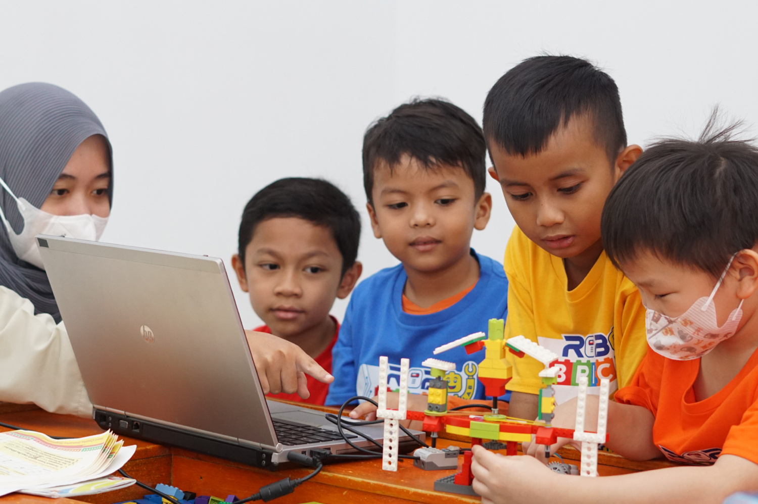 ROBOTIC And CODING COURSE