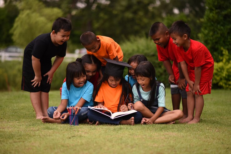 Build Their Confidence by Teaching Them to Socialise Early