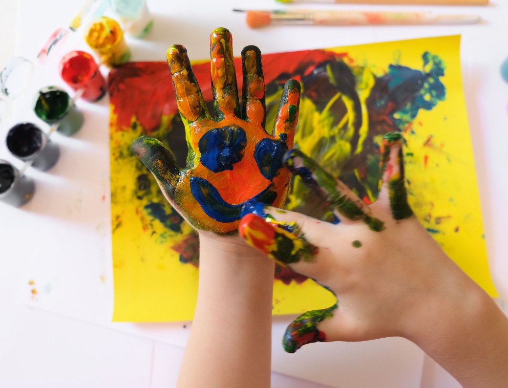 finger painting as a creative activity for children