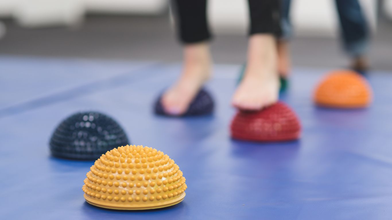 a child in a sensory and motor session