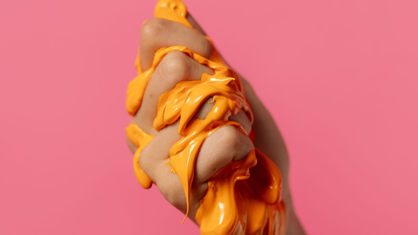 What Playing With Slime Does for a Child, and How to Choose a Safe One