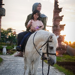 Diponegoro Stable, photo 1