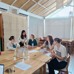 Cinta Bahasa, photo 2
